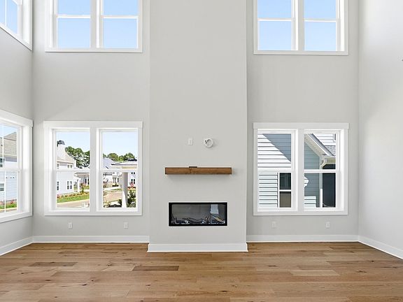 3rd image of 4947 Marina Dr #200