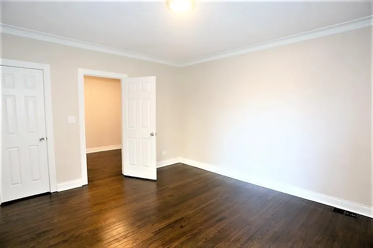 4445 N Rockwell St #3 — Photo 20