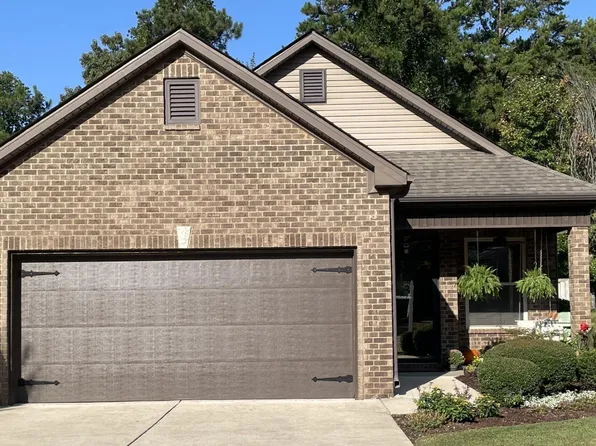 6790 Deer Foot Dr, Pinson, AL 35126