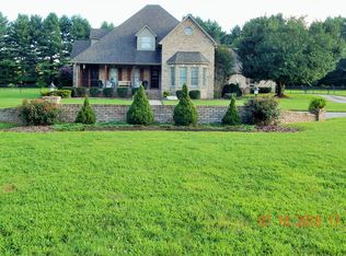 103 Old Hickory Dr, Tullahoma, TN 37388