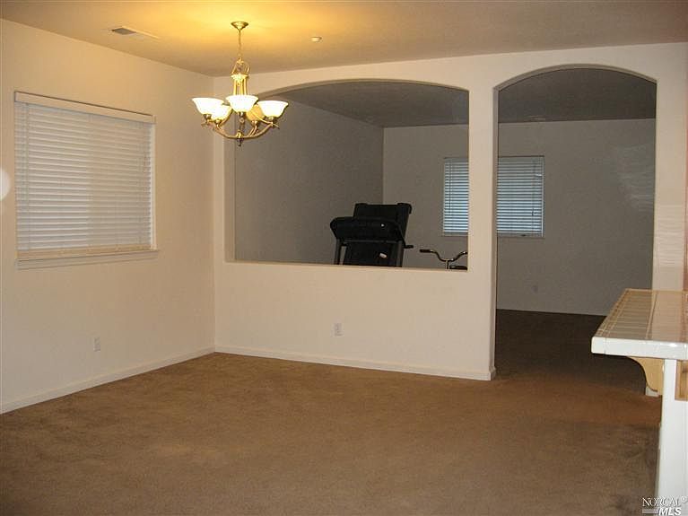 2nd image of 107 Sierra Ct