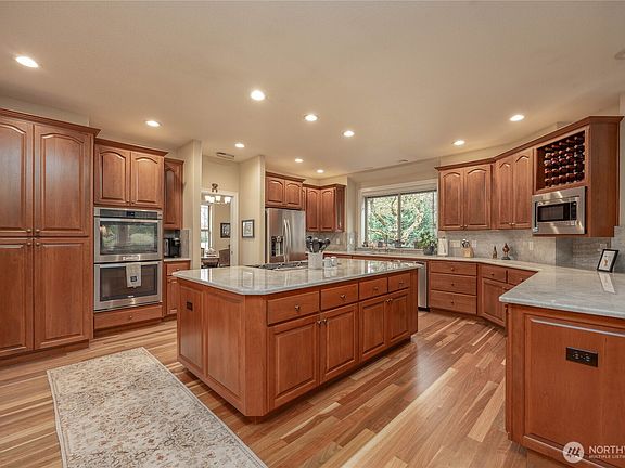 2nd image of 9900 NE 176th Street N
