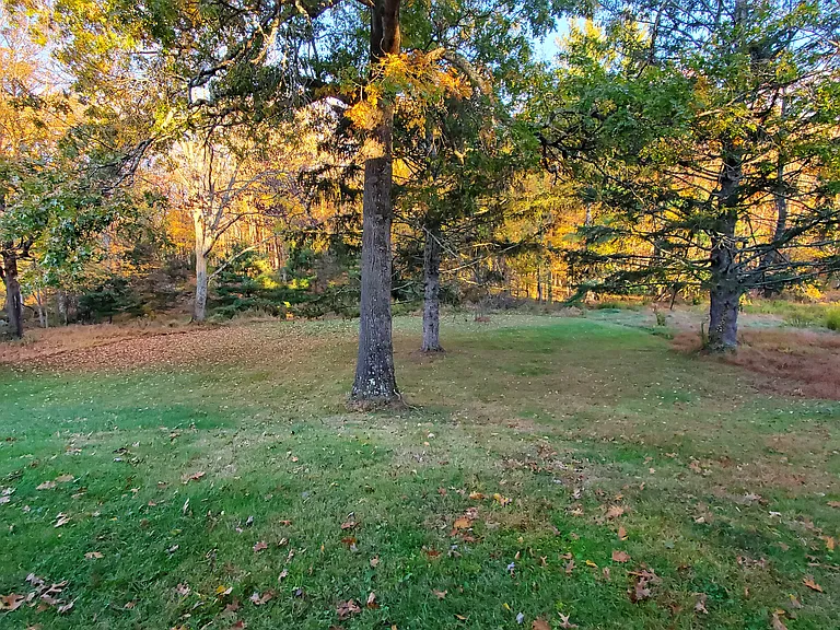 37 Marys Ln — Photo 26