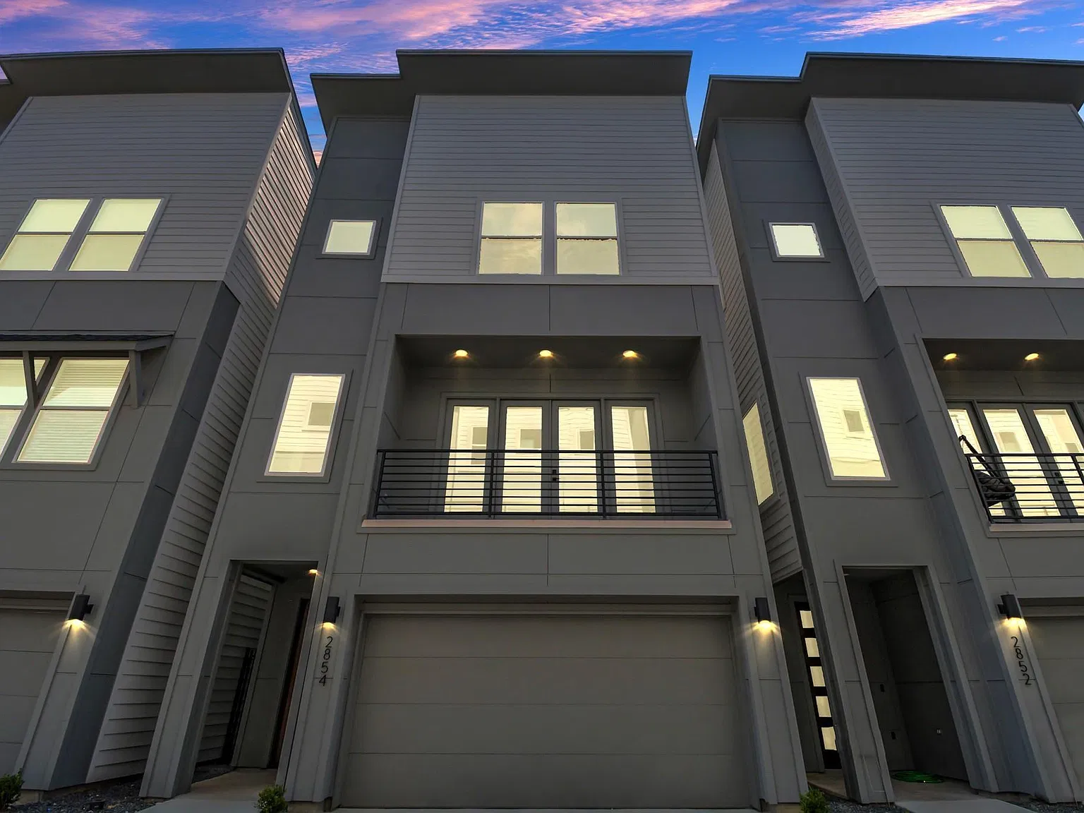 3 bed, 3.5 bath, 1920 sqft, $2,850 — Photo 1
