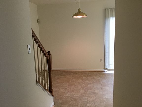 Eat-in Area of Kitchen