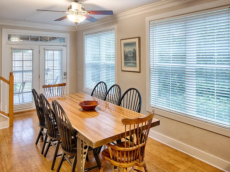 3206 Robertson Ave — Photo 25