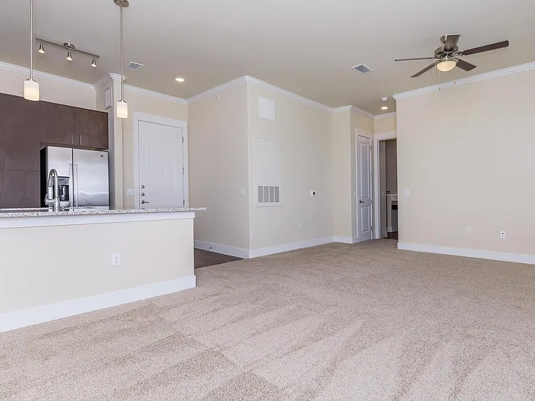 7600 Mason Rd — Photo 9