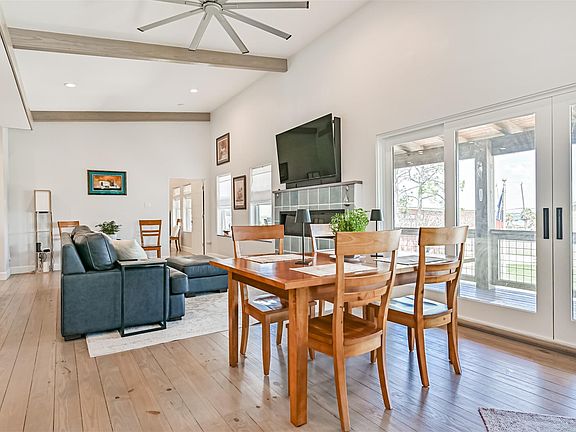 5th image of 3803 Marlin Ln