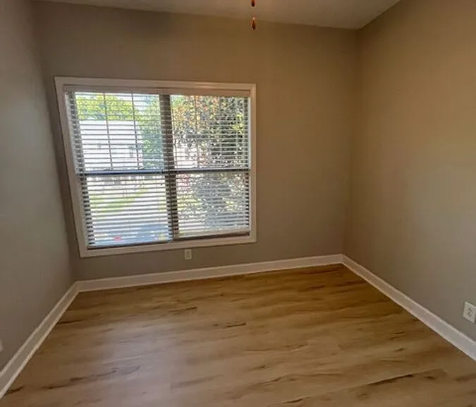 434 N Martin Luther King Blvd #201 — Photo 18
