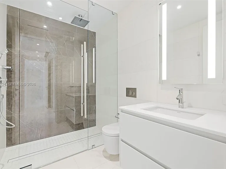 300 Biscayne Boulevard Way #3404C — Photo 35