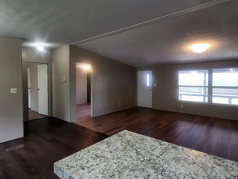 21516 Cherry Hollow Dr — Photo 11