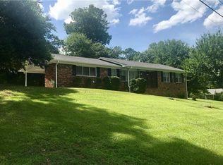 2583 Cottonwood Dr, Marietta, GA 30066