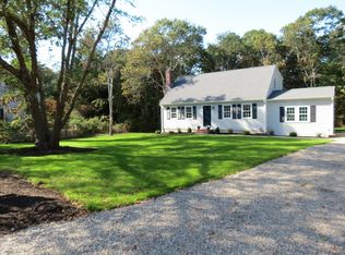 22 Pinehurst Dr, Bourne, MA 02532