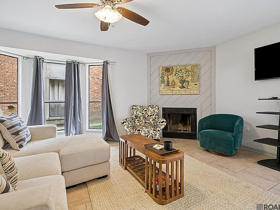 2nd image of 1727 S Brightside View Dr APT E