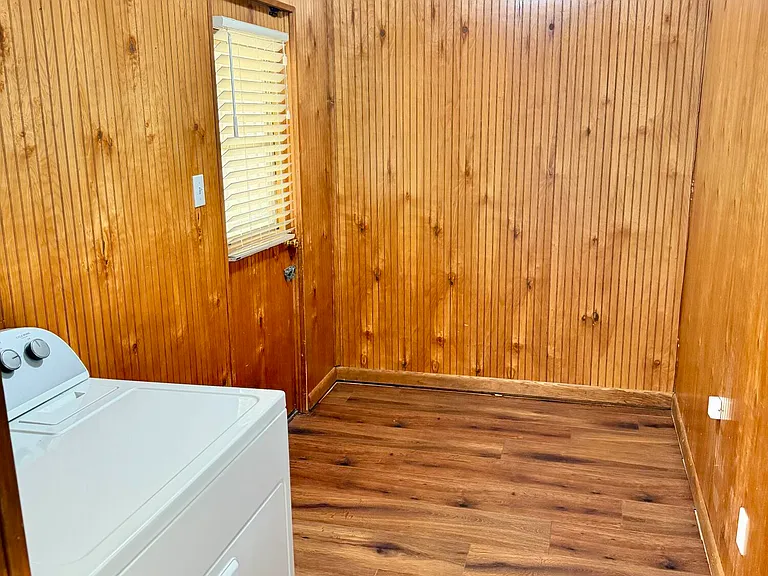 442 Hillbrook Dr — Photo 7