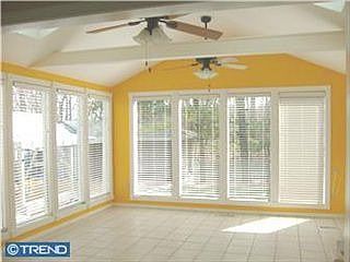 5th image of 754 Fox Chase Cir