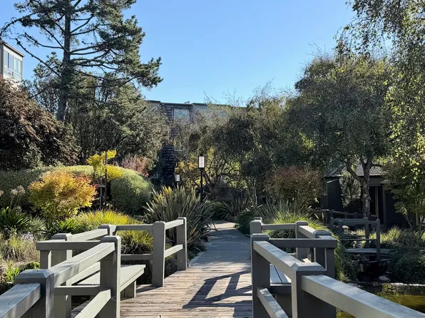 95 Red Rock Way APT 203M, San Francisco, CA 94131
