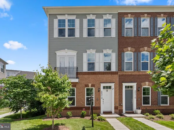 20318 Peacemaker Way, Germantown, MD 20874