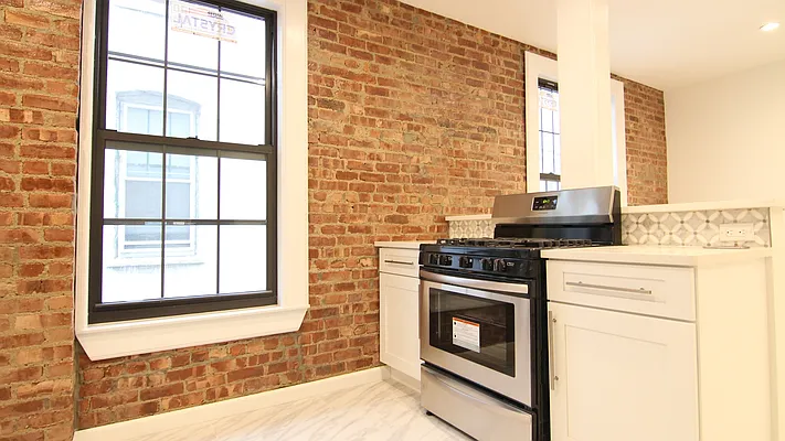 Rented by Nooklyn NYC LLC | media 2