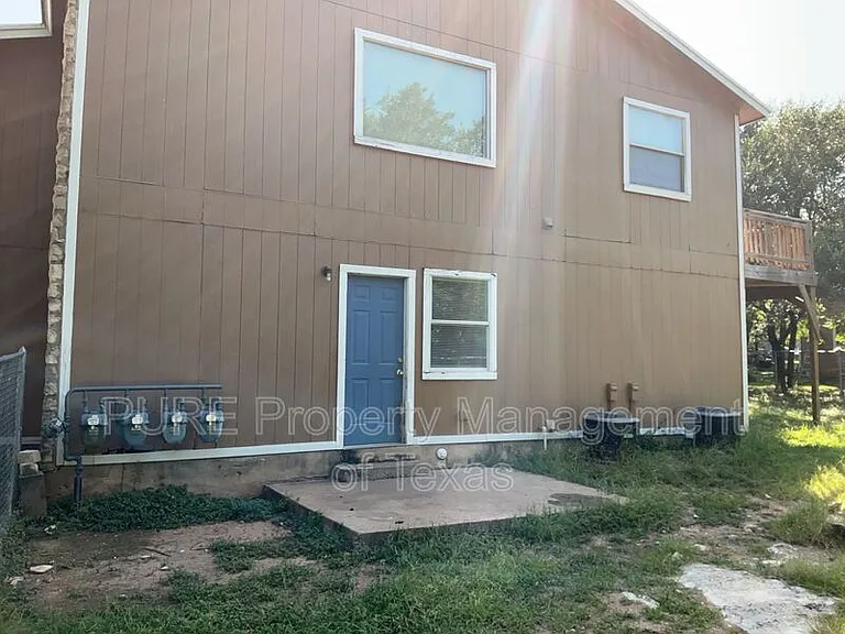 403 Hedgewood Dr #B — Photo 22