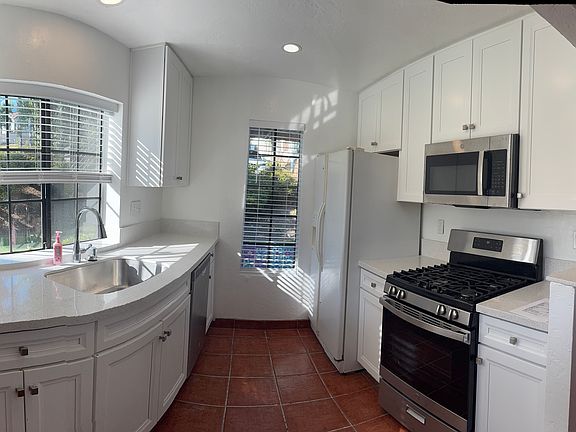 2nd image of 13305 Caminito Ciera Unit 127