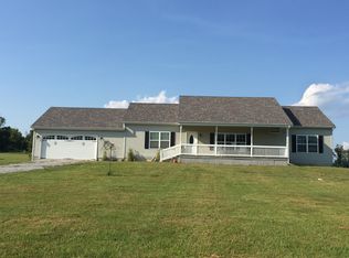 21310 E Pinecone Rd, Bluford, IL 62814