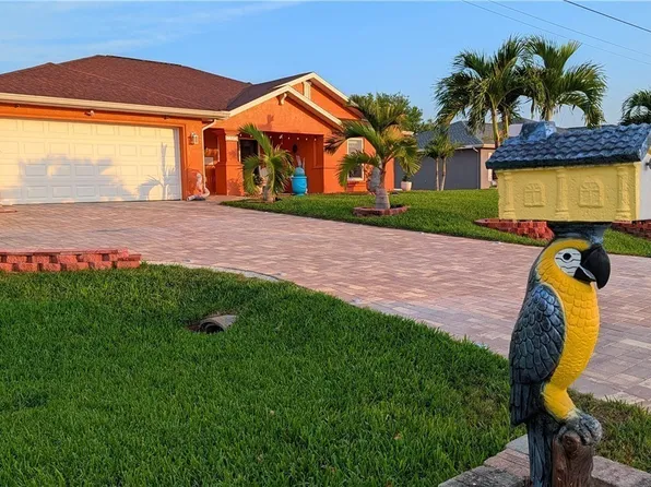 2907 NW 5th Pl, Cape Coral, FL 33993