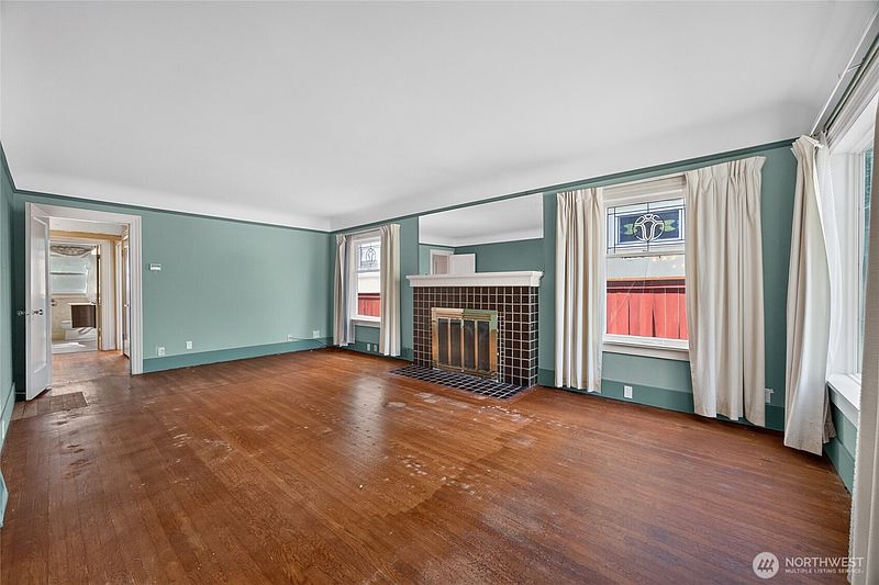 4th image of 1159 N 77th Street