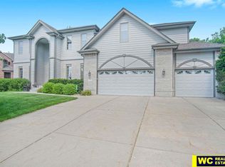 1114 Stone Creek Dr, Blair, NE 68008