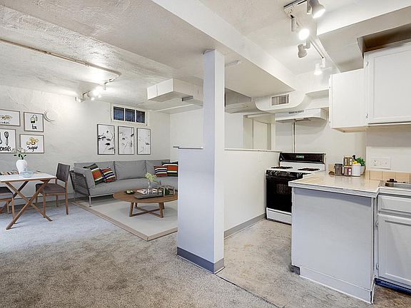 2nd image of 1230-1232 Pearl St #1232B