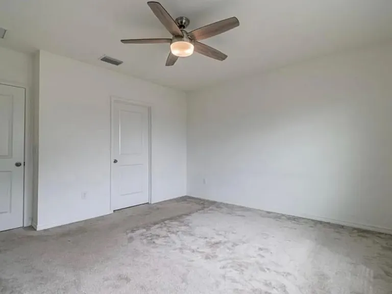 1122 Hillhurst Dr — Photo 9