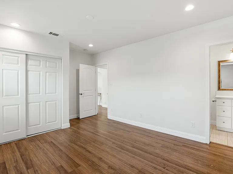720 S 3rd Ave — Photo 25