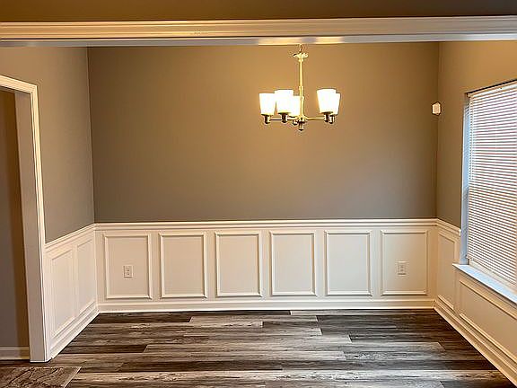 4th image of 2409 New Holland Cir