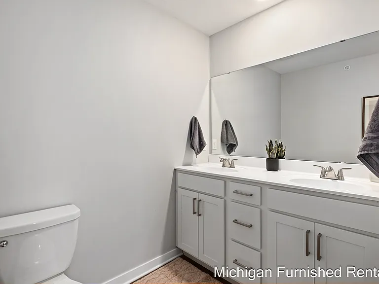 4322 Pine Forest Blvd NE #11 — Photo 17
