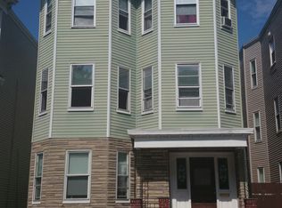 225 L St, South Boston, MA 02127