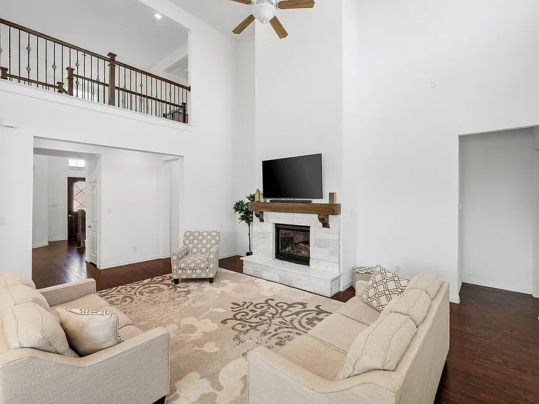 851 Orchard Dr — Photo 13