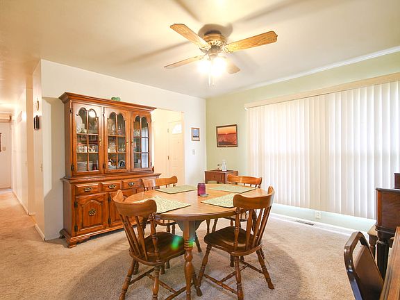 3rd image of 705 Charvel Dr