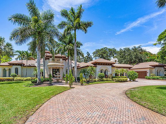 3rd image of 16532 Bridlewood Cir