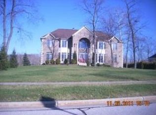 39785 Lochmoor Dr, Solon, OH 44139