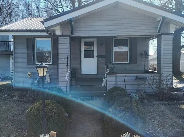 36 E Olive St, Canton, IL 61520