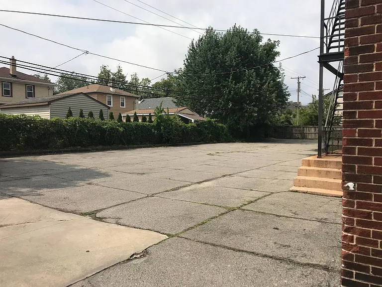 1174 Kenmore Ave #9 — Photo 10