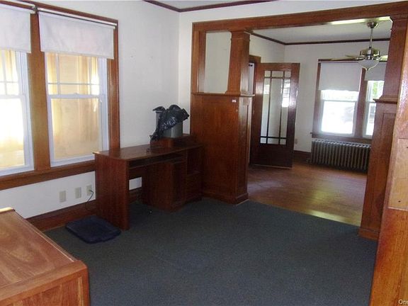 5th image of 5 Reservoir Ave