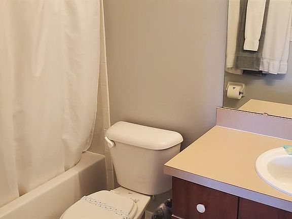 5th image of 1100 S Beach Cir