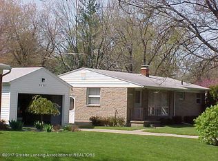 5627 Buckingham Rd, Haslett, MI 48840