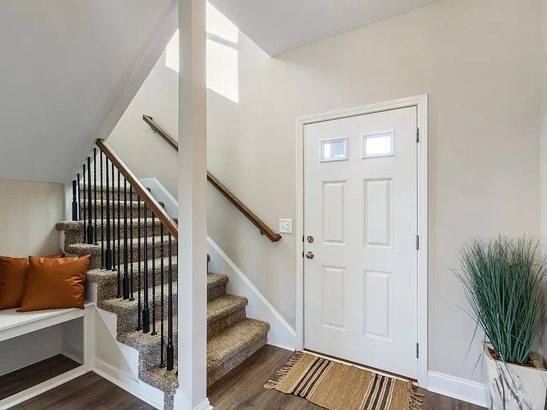 2433 Bucklin Dr — Photo 19