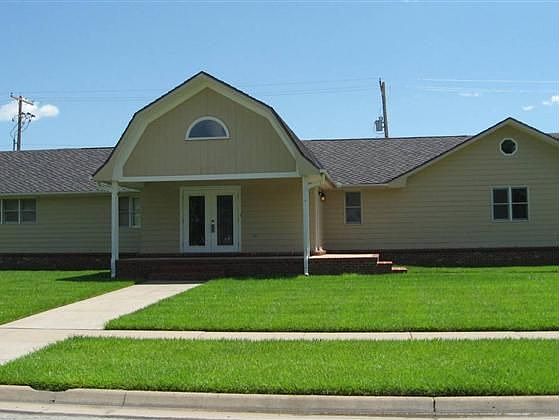 1st image of 1303 Wheatland Dr
