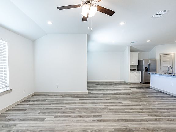 5th image of 7729 92nd St