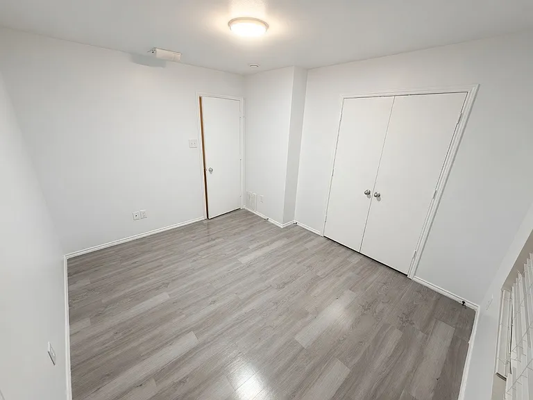 8440 Shallow Creek Dr — Photo 13
