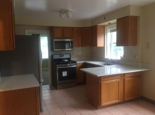 6721 N Kimball Ave #2, Lincolnwood, IL 60712