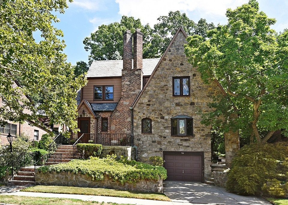 1st image of 166 Kneeland Ave